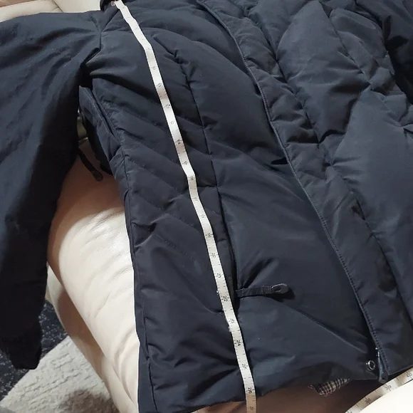 Oakley Women's Black Puffer Jacket with Fur Trim - Picture 10 of 11